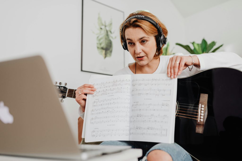 Artificial Intelligence and Music: From Resistance to Exploitation